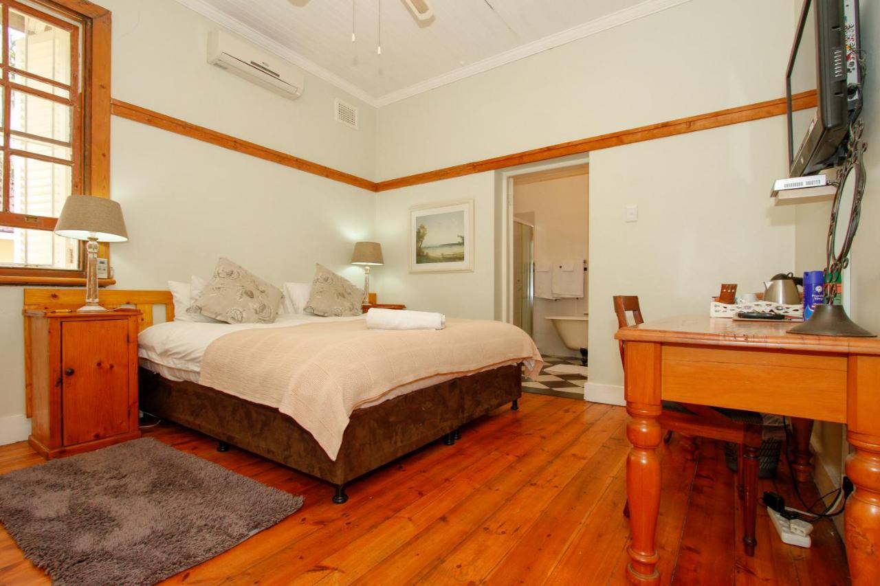 Coweys Corner Bed and Breakfast Durban Exteriör bild