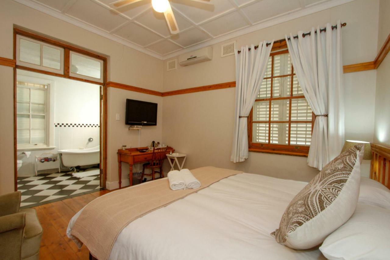 Coweys Corner Bed and Breakfast Durban Exteriör bild