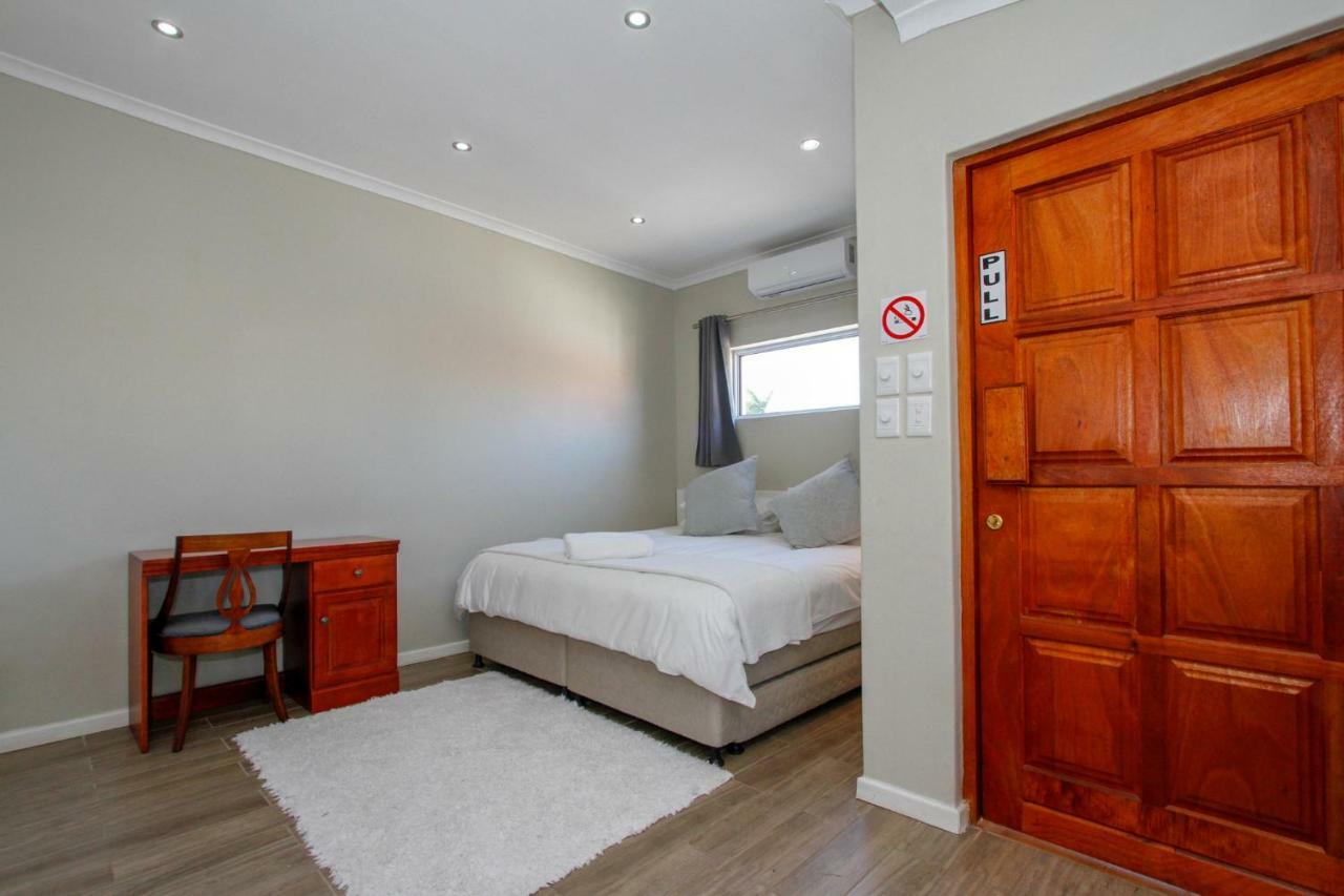 Coweys Corner Bed and Breakfast Durban Exteriör bild