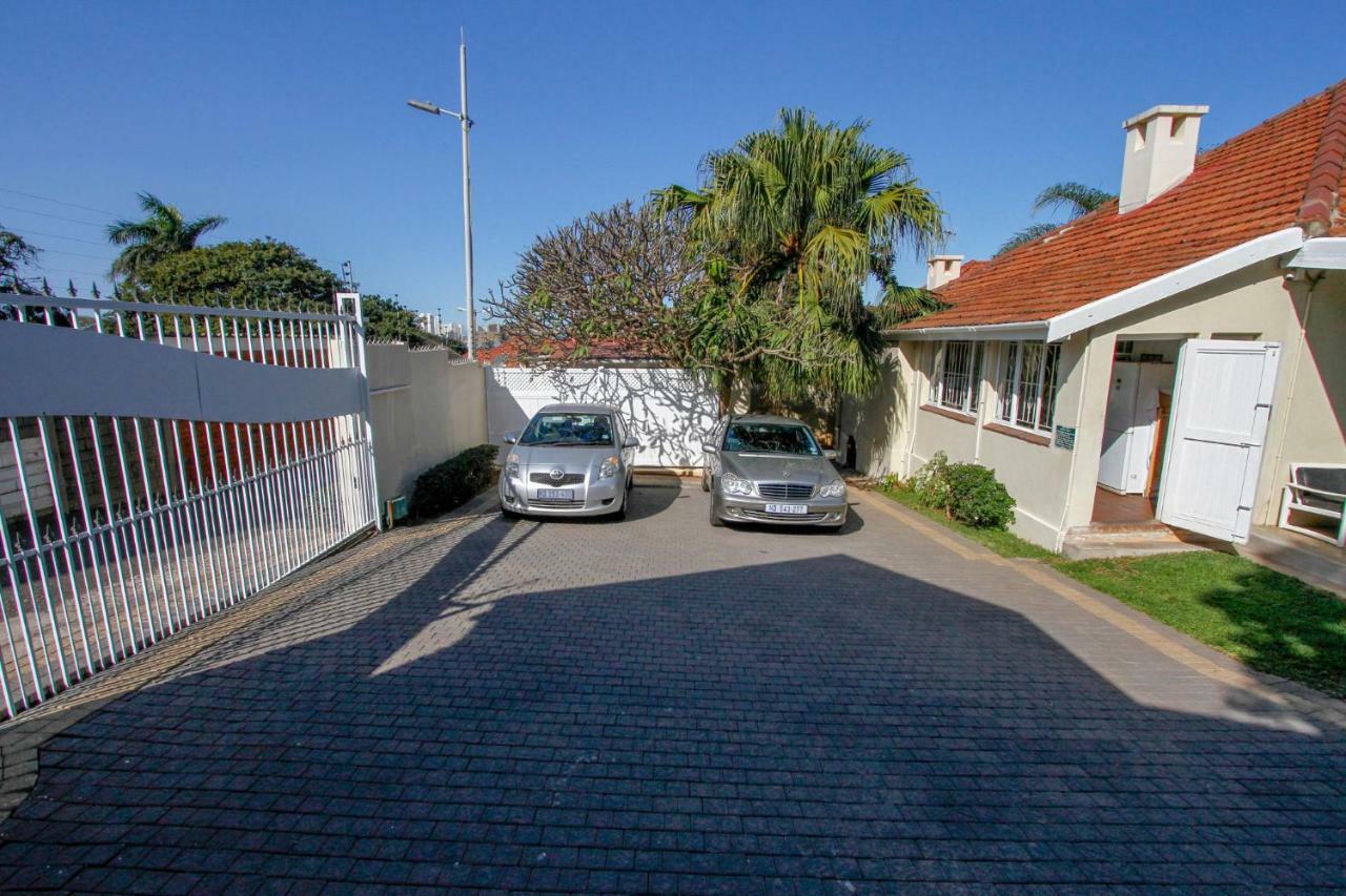 Coweys Corner Bed and Breakfast Durban Exteriör bild